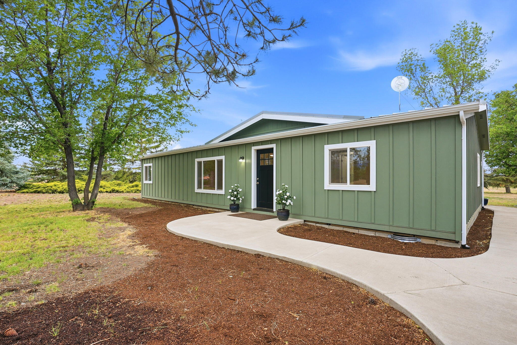 67292 Rabbit Brush Way Bend, OR 97703 - Photo 6 of 54