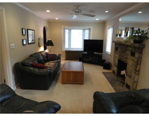 116 Rochester Road West View, PA 15229 - Photo 12 of 18 Living Room.