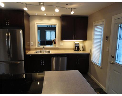 116 Rochester Road West View, PA 15229 - Photo 6 of 18 Kitchen. VERY HIGH END HARDWARE ON THE CABINETS GIVES A VERY CLASSY LOOK AND FEEL