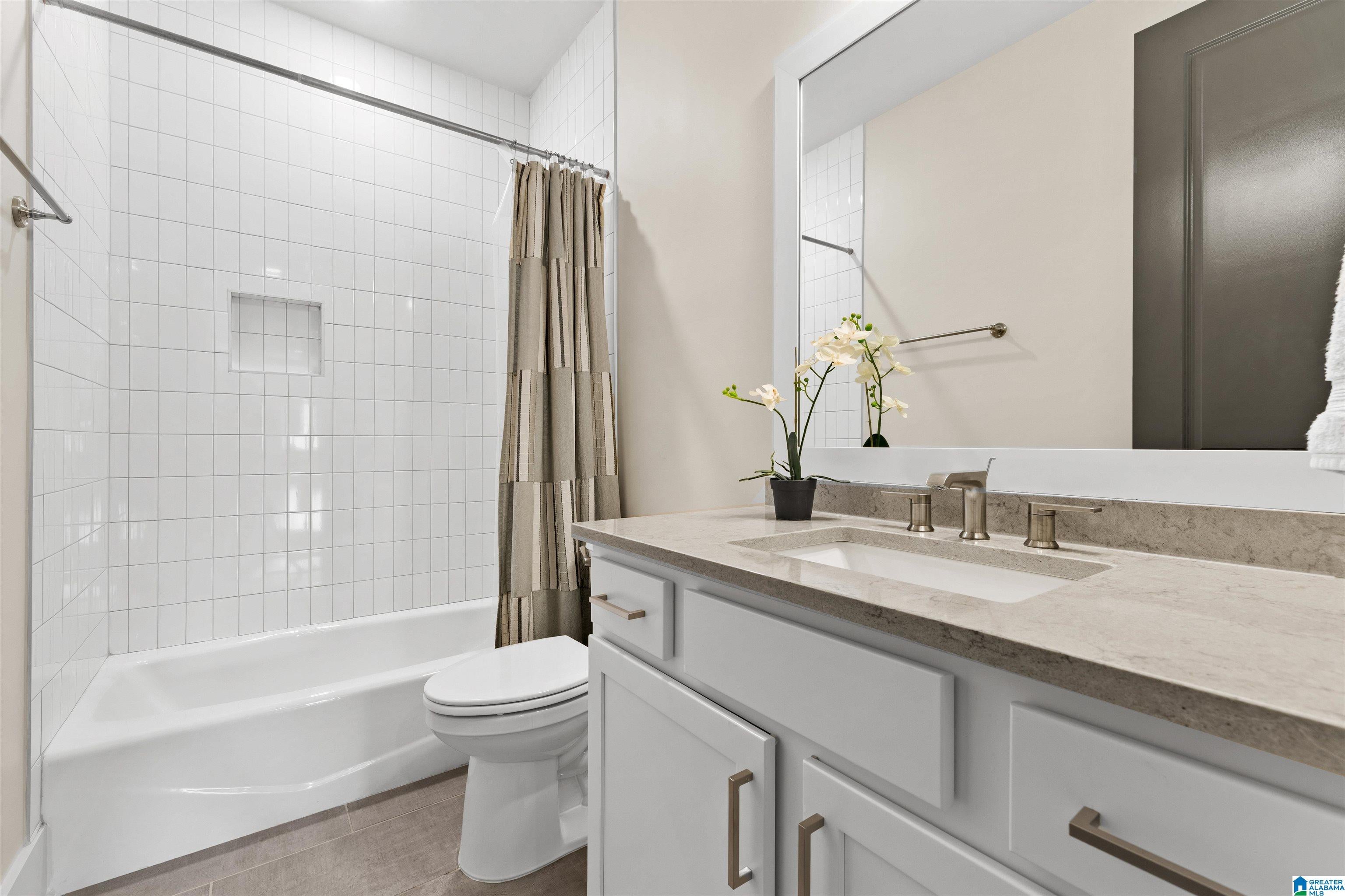 2048 Blackridge Road Hoover, AL 35244 - Photo 32 of 75 Gallery Image 32