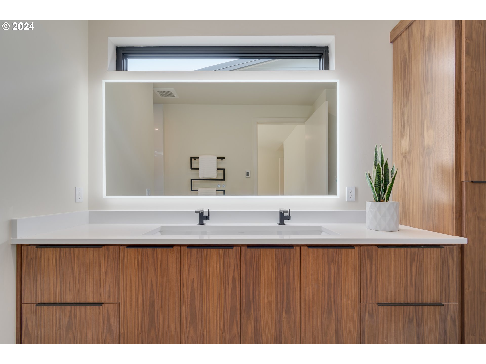 2258 Emerson Drive Eugene, OR 97401 - Photo 19 of 41