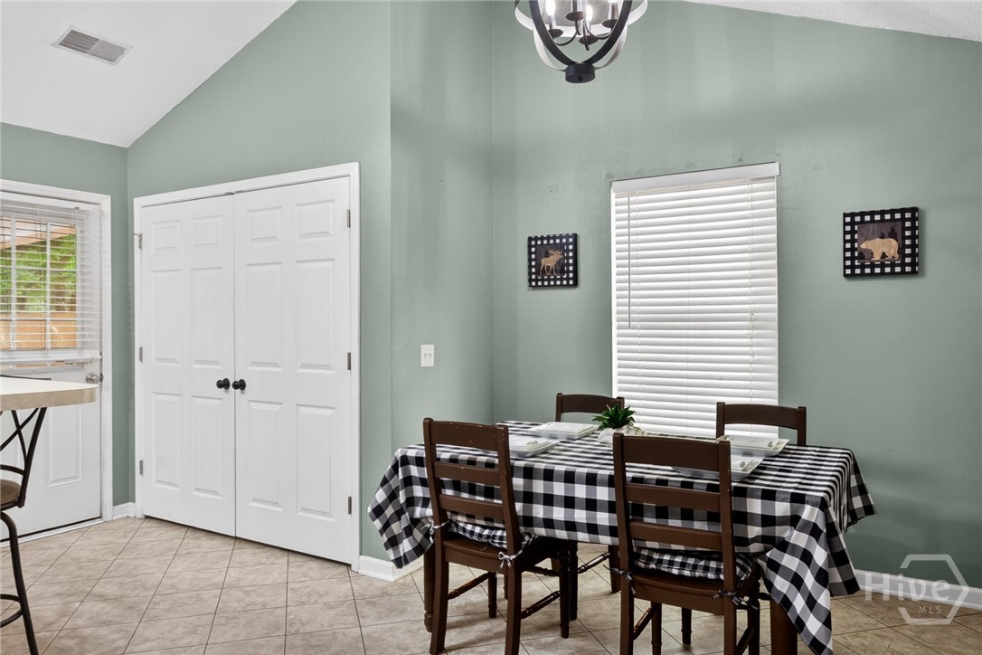 410 Shadowbrook Circle Springfield, GA 31329 - Photo 11 of 33