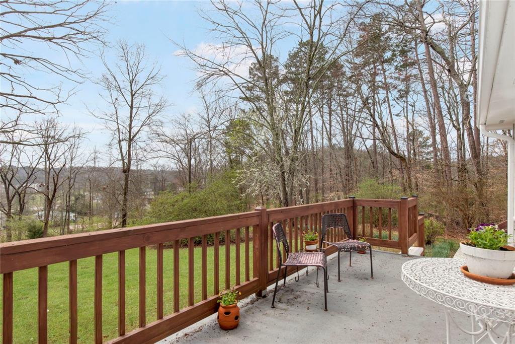 321 Arch Drive Canton, GA 30114 - Photo 3 of 37