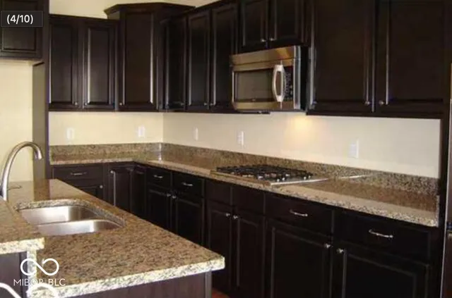 $2,300 | 13640 Whitten Drive North, Fishers, IN 46037