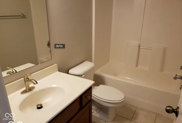 $2,100 | 13640 Whitten Drive North, Fishers, IN 46037