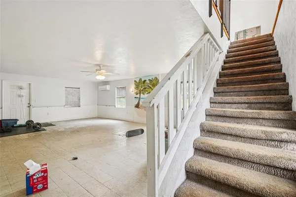 a view of entryway and hall
