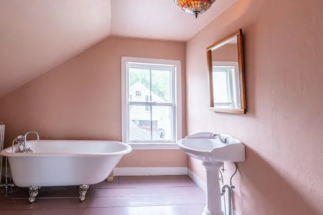 $549,000 | 5515 Main Street, Manchester, VT 05255