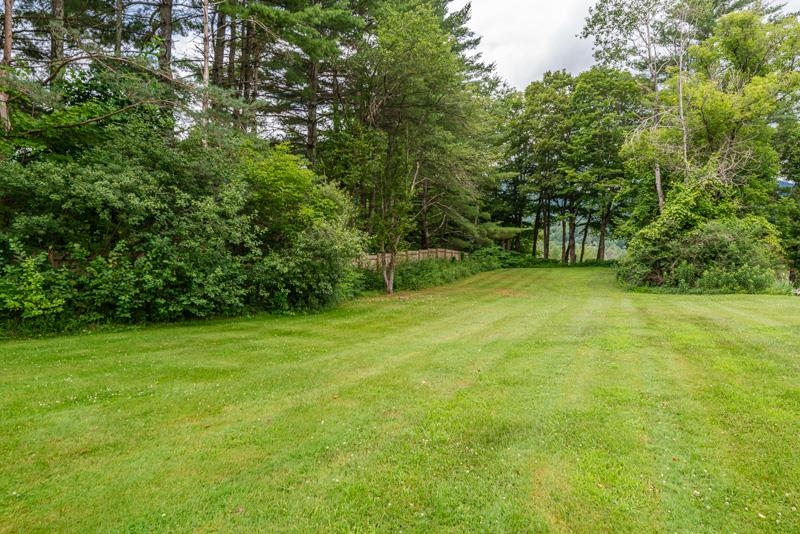 5515 Main Street Manchester, VT 05255 - Photo 34 of 40