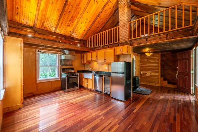 $549,000 | 5515 Main Street, Manchester, VT 05255