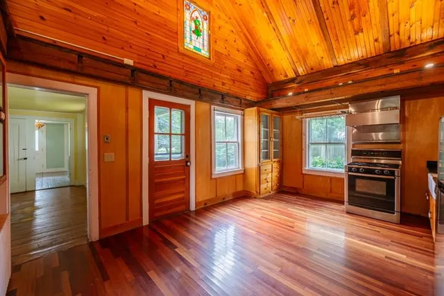 $549,000 | 5515 Main Street, Manchester, VT 05255