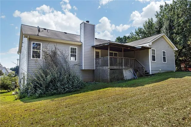 $325,000 | 1550 Twin Manor Drive, Loganville, GA 30052