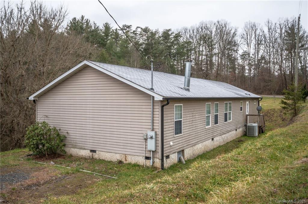 129 Franklin Knoll Road Alexander, NC 28701 - Photo 2 of 26 Gallery Image 2