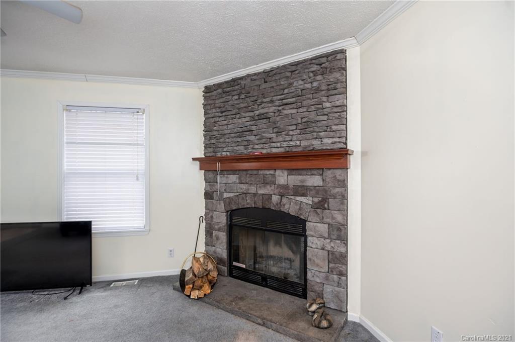 129 Franklin Knoll Road Alexander, NC 28701 - Photo 11 of 26 Gallery Image 11