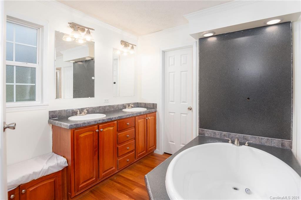 129 Franklin Knoll Road Alexander, NC 28701 - Photo 20 of 26 Gallery Image 20