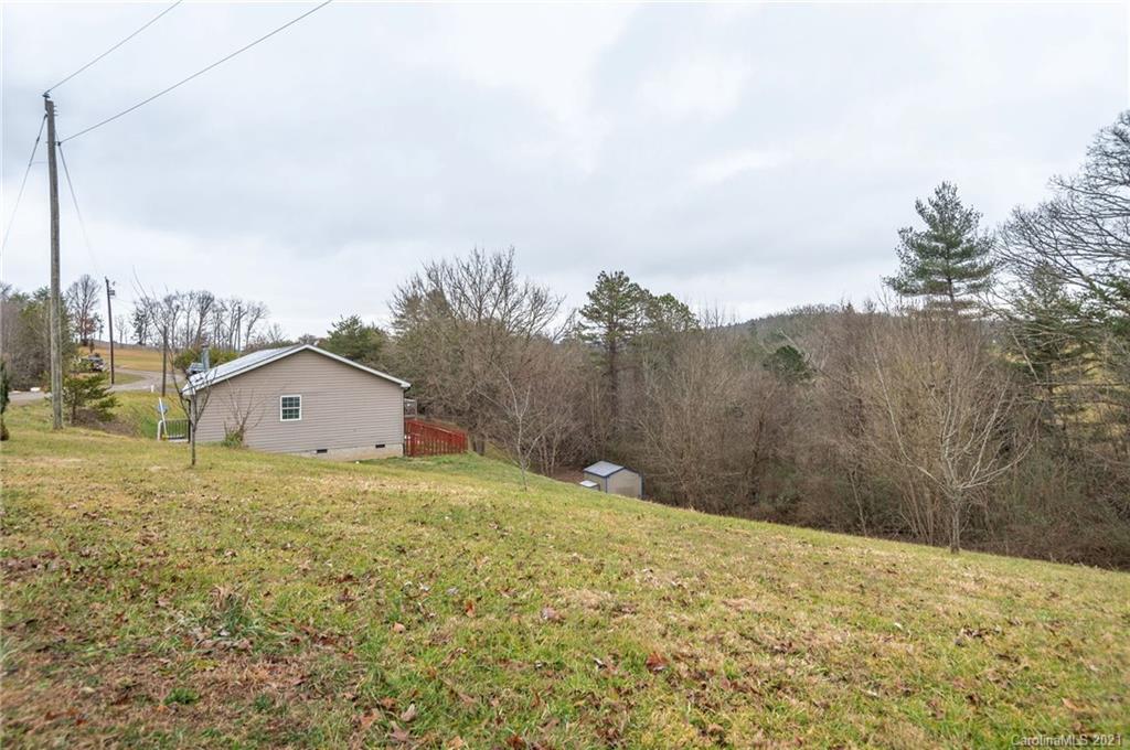 129 Franklin Knoll Road Alexander, NC 28701 - Photo 3 of 26 Gallery Image 3