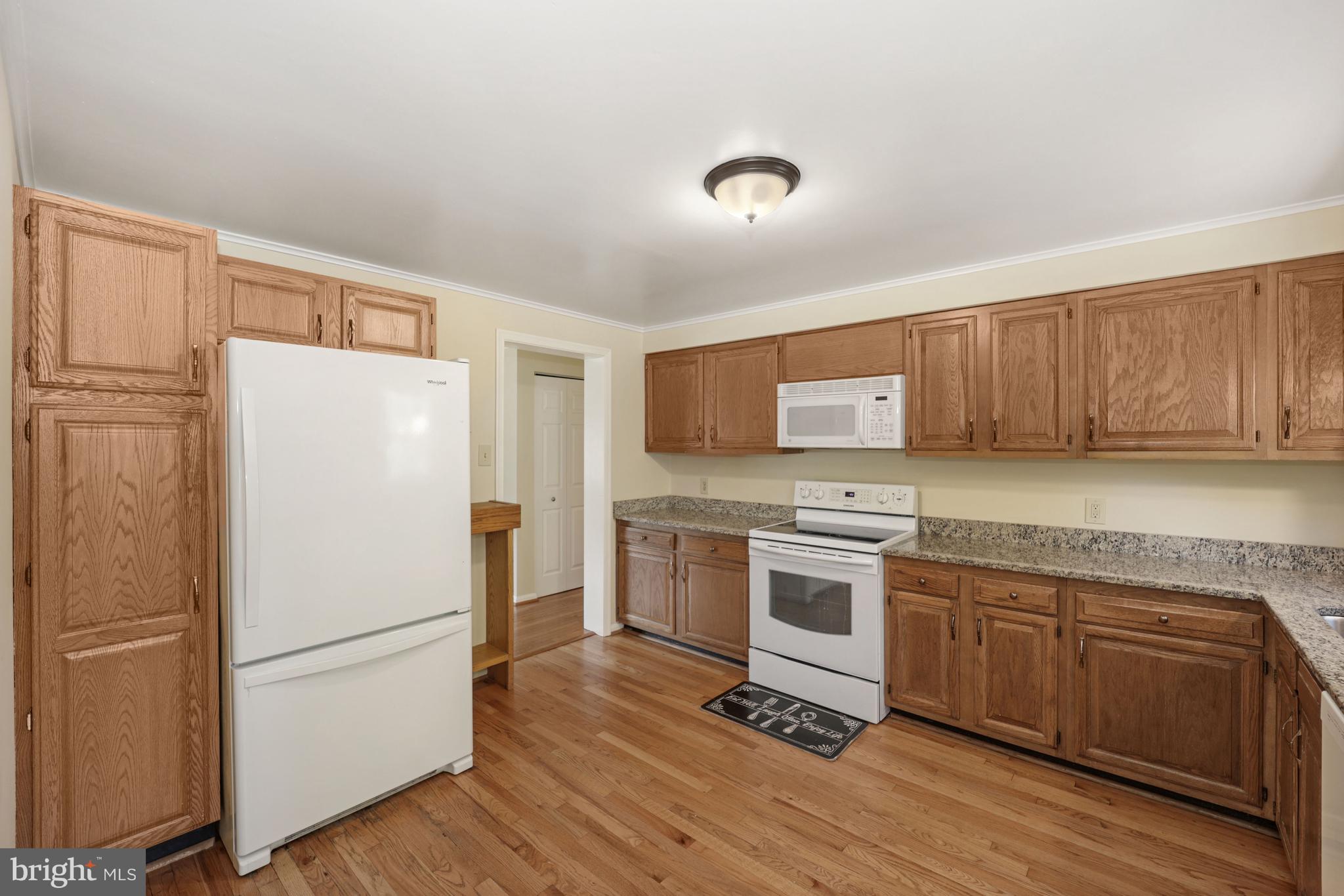 10321 Parkman Road Silver Spring, MD 20903 - Photo 11 of 40 Kitchen