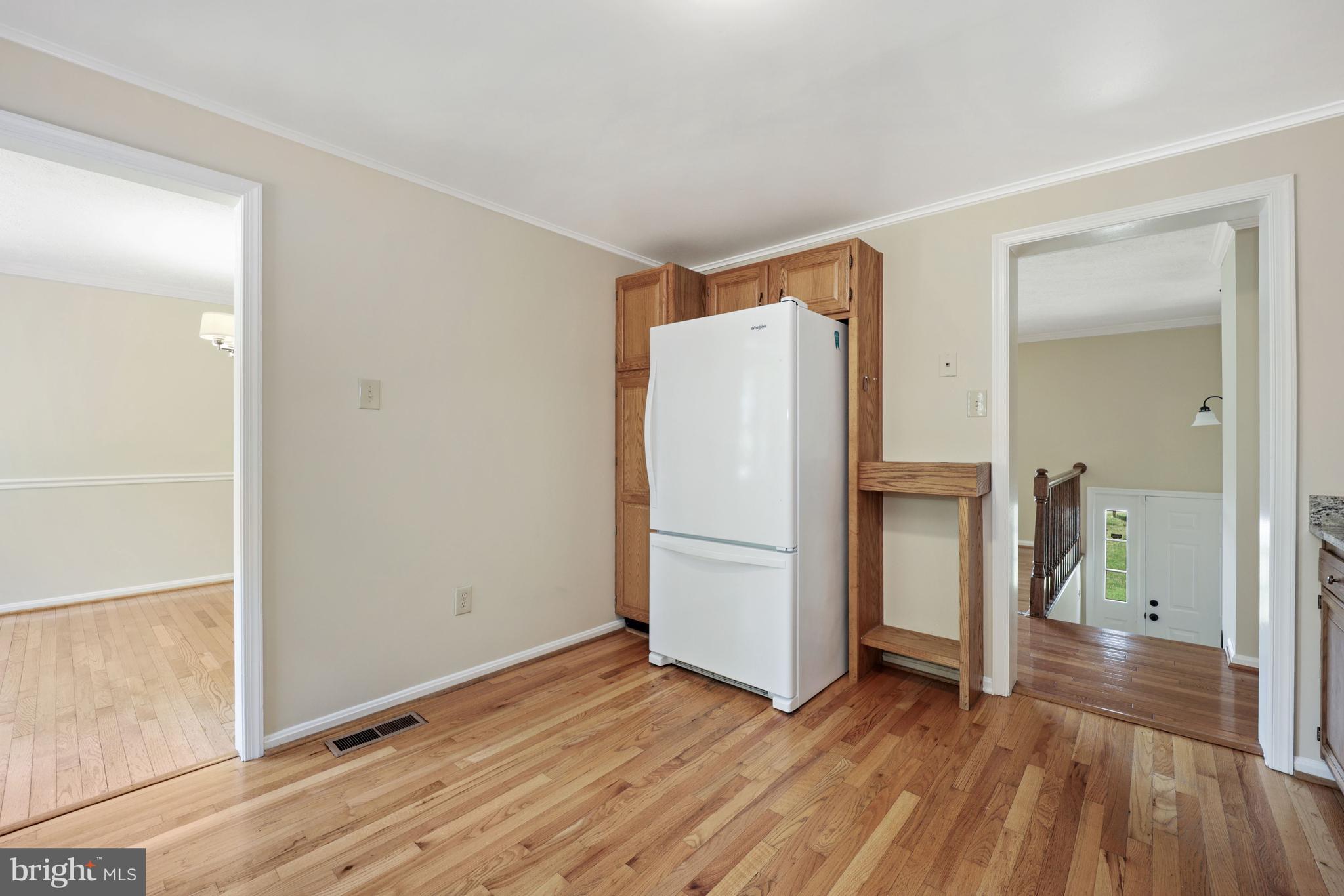 10321 Parkman Road Silver Spring, MD 20903 - Photo 25 of 40 Kitchen