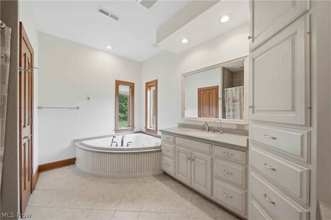 6223 McCann Road East Rochester, OH 44625 - Photo 14 of 45