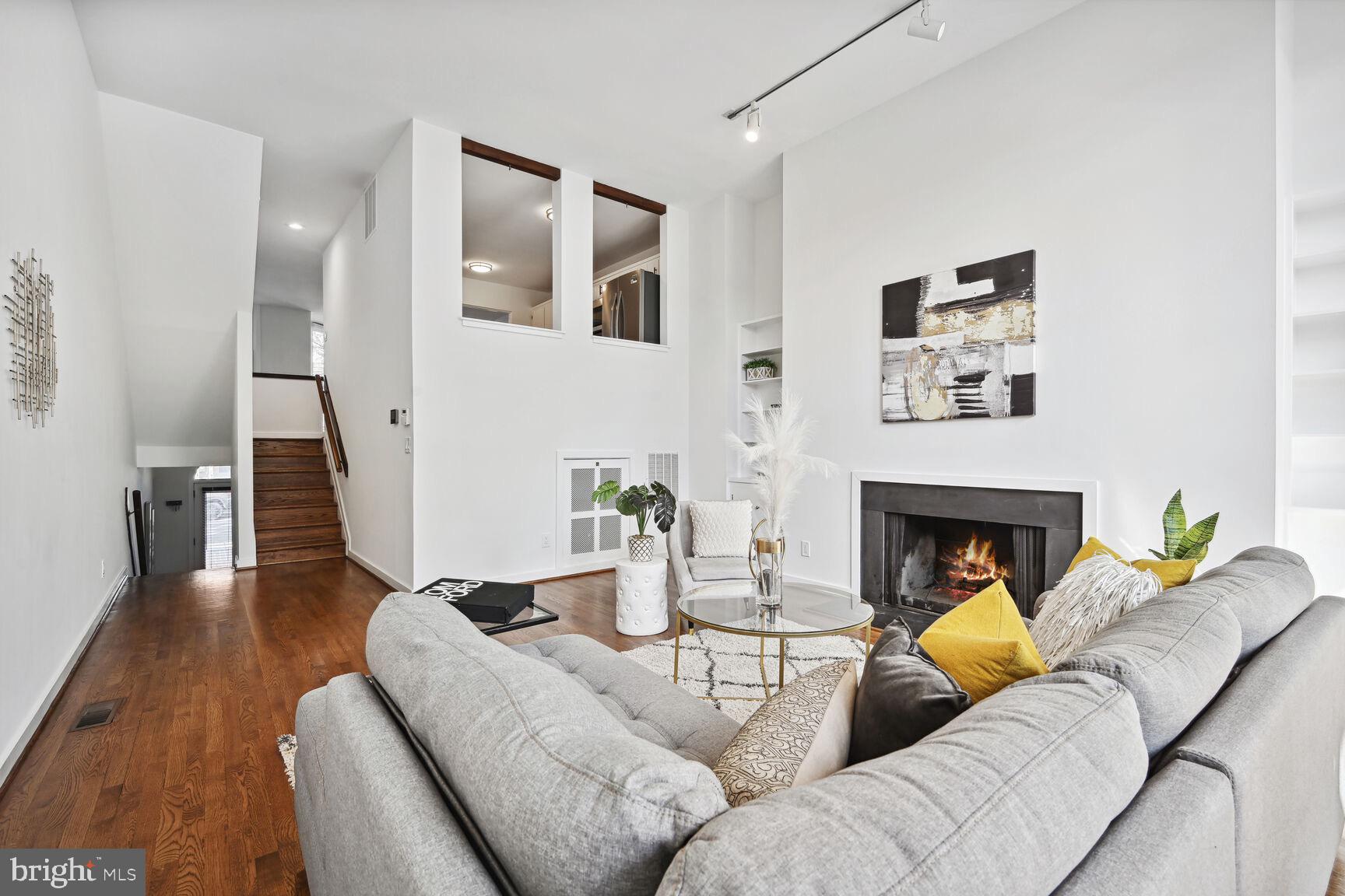 2427 Tunlaw Road Northwest Washington, DC 20007 - Photo 7 of 37 Gallery Image 7
