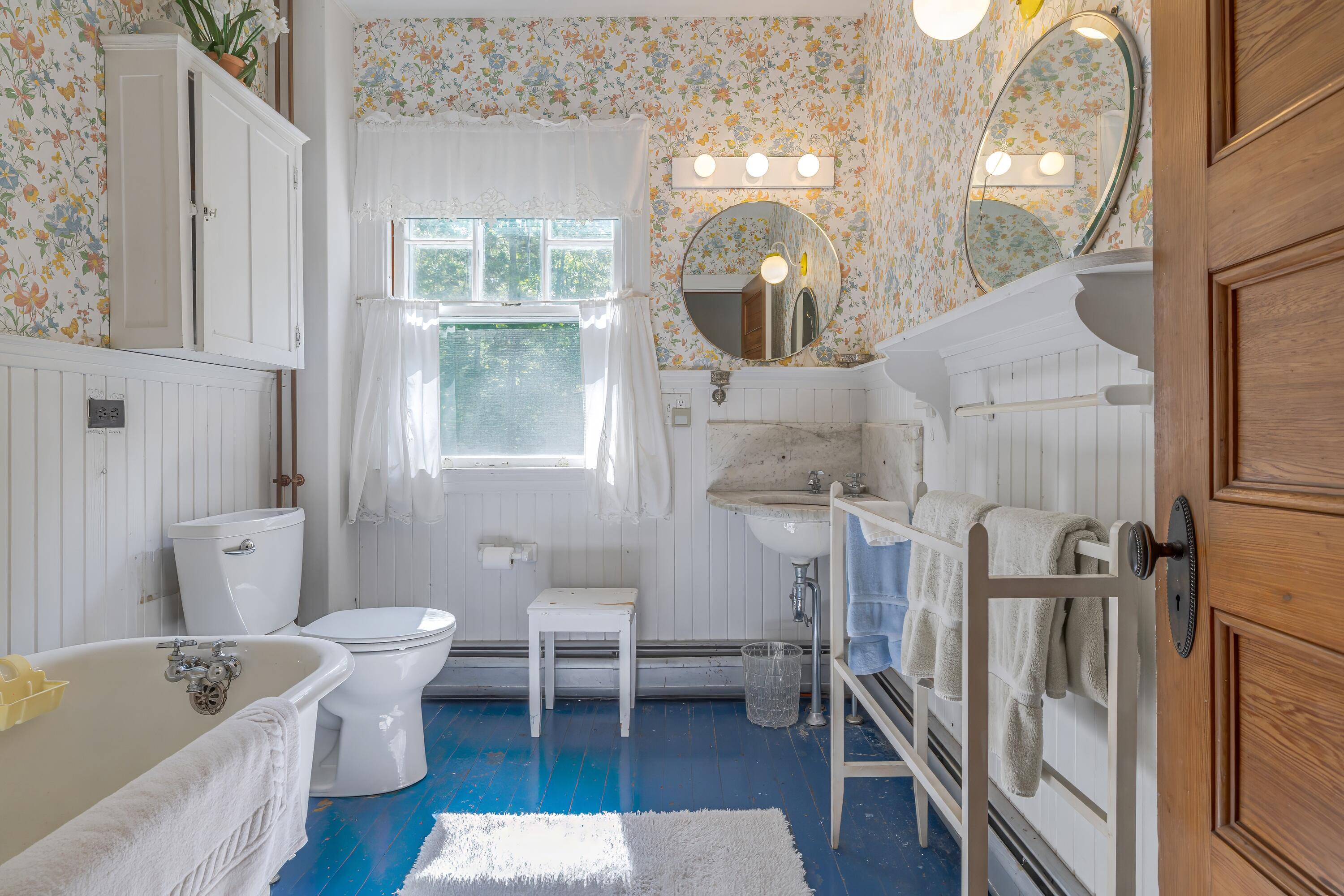 18 Rock End Road Mount Desert, ME 04662 - Photo 21 of 32 Hall bathroom
