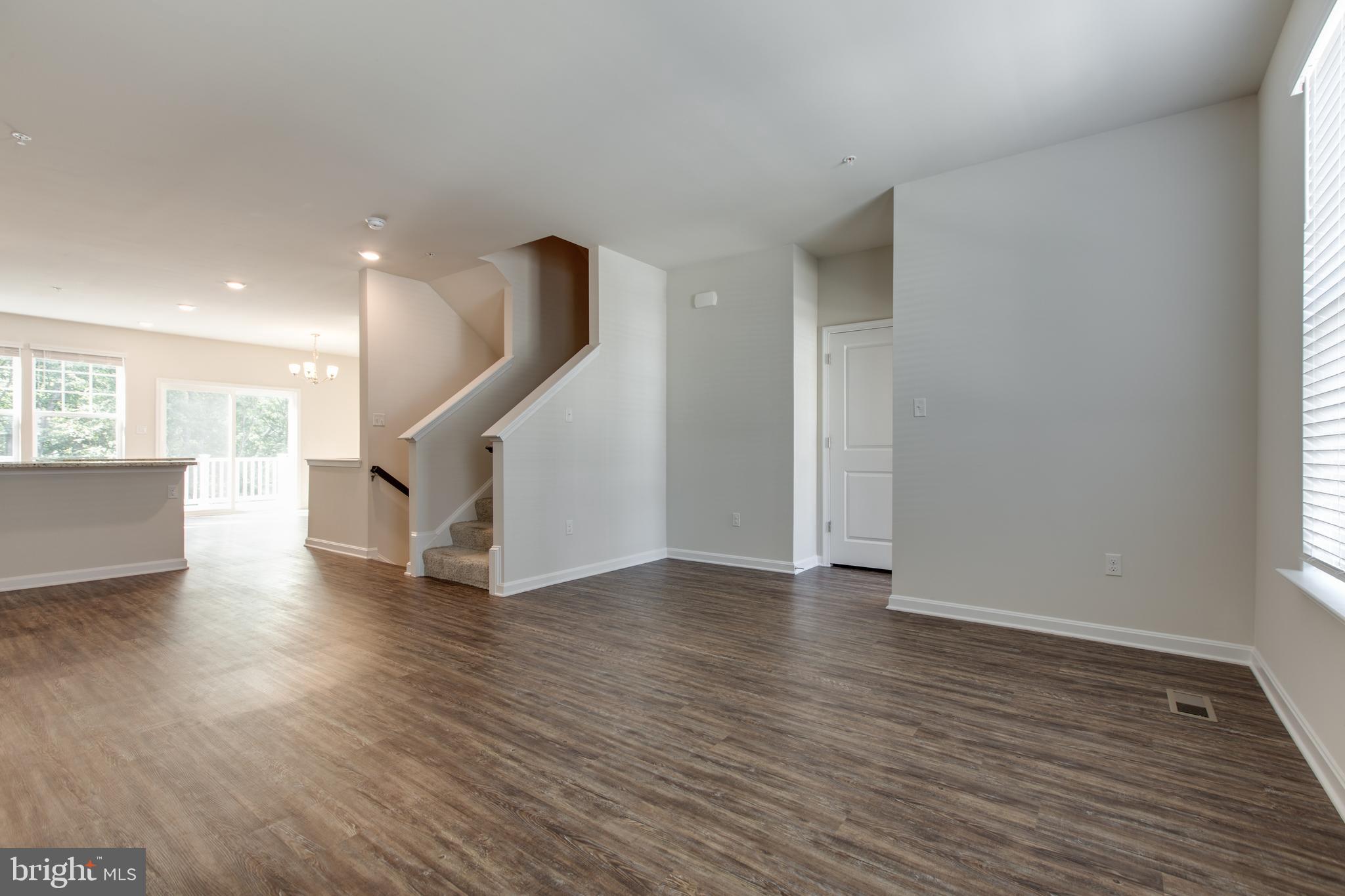7989 Patterson Way Hanover, MD 21076 - Photo 7 of 41