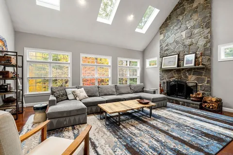 $1,899,000 | 45 Thistle Road, North Andover, MA 01845