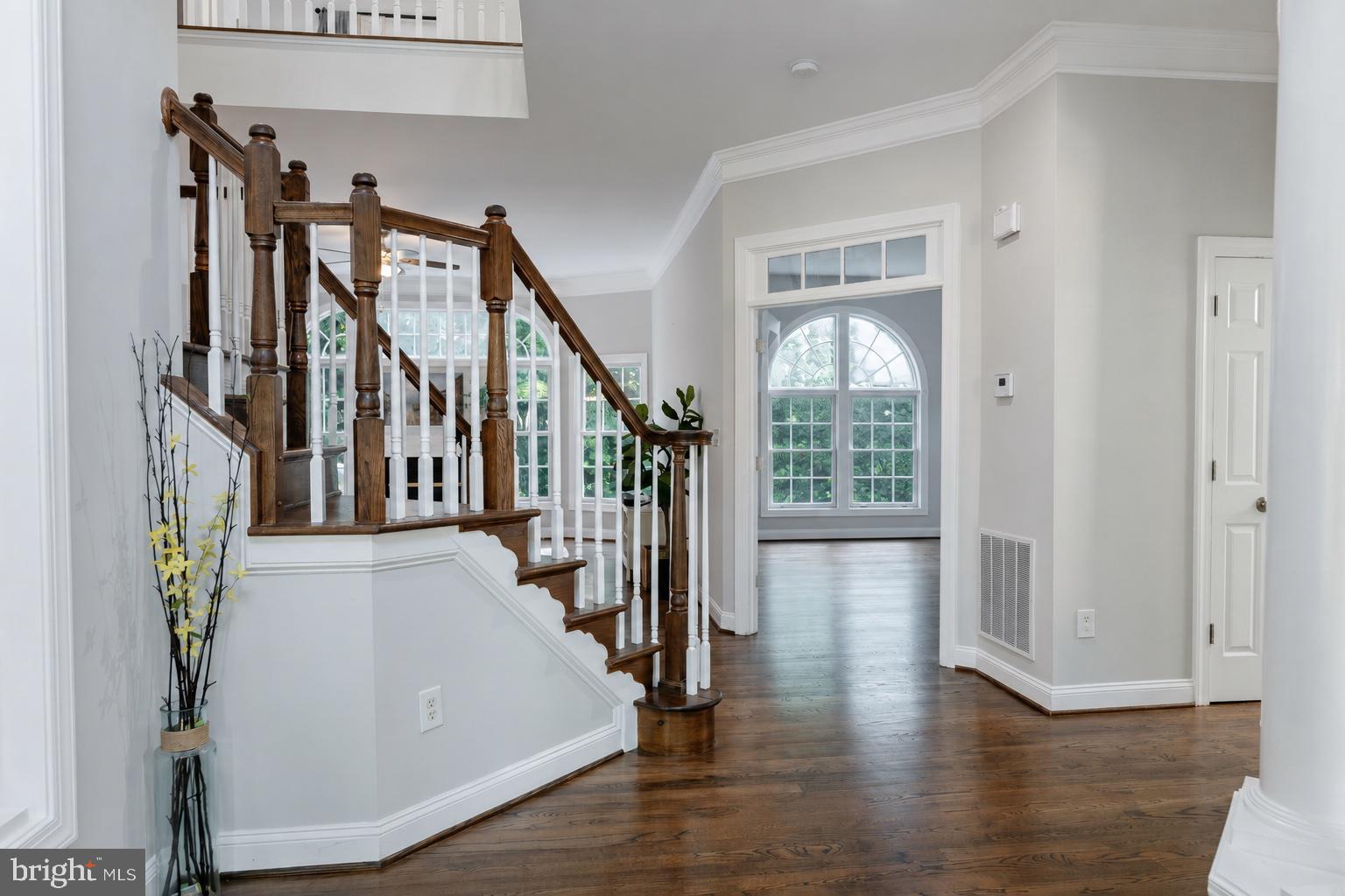 6039 Deer Ridge Trail Springfield, VA 22150 - Photo 10 of 103