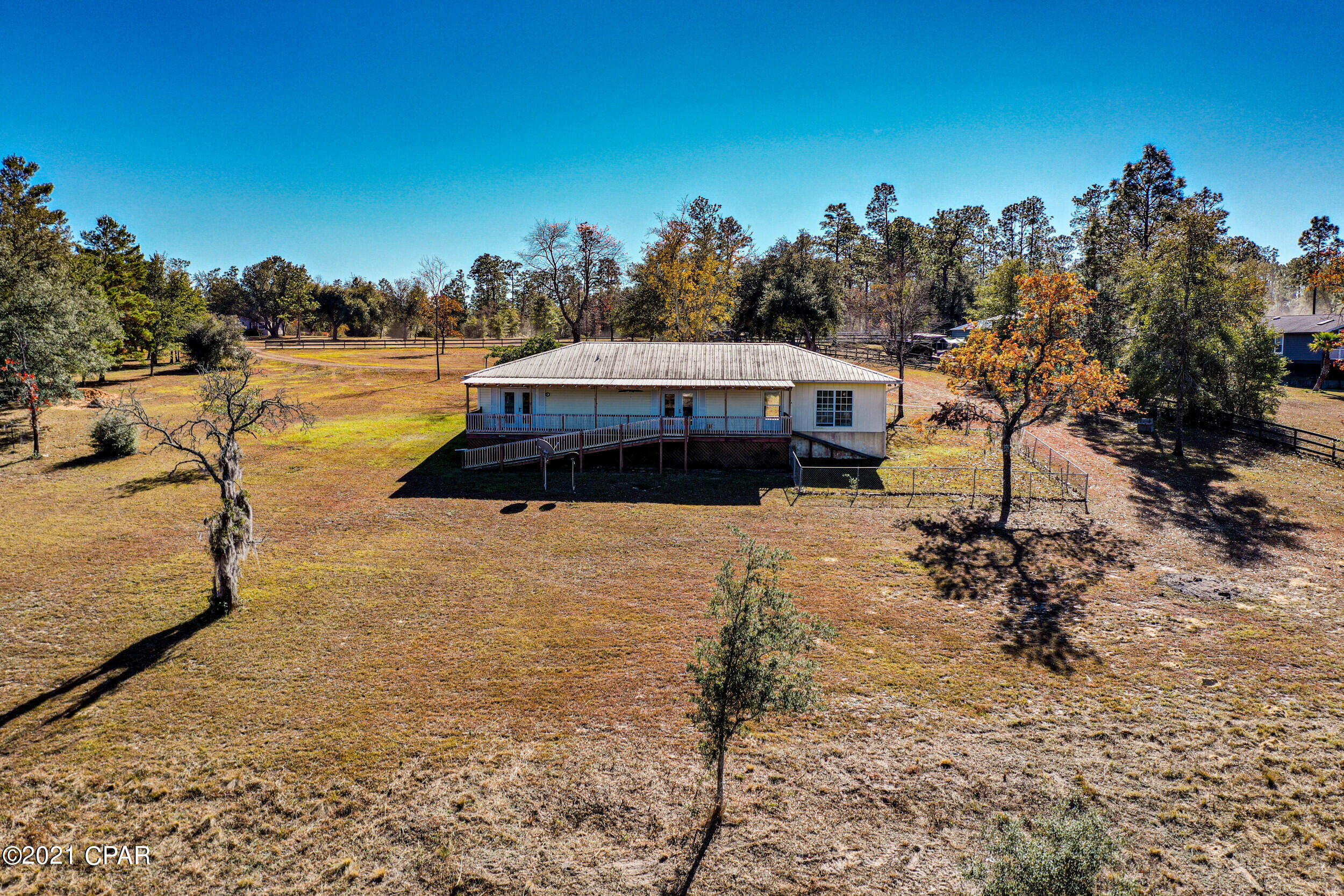 4952 Grassy Pond Road Chipley, FL 32428 - Photo 1 of 38 Gallery Image 1