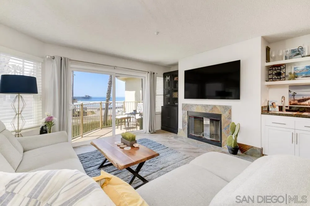 600 The Strand North, Unit 2 Oceanside, CA 92054 - Photo 4 of 21