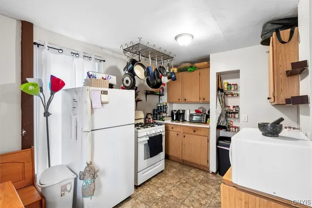 $150,000 | 819 Lemoyne Avenue, Syracuse, NY 13208