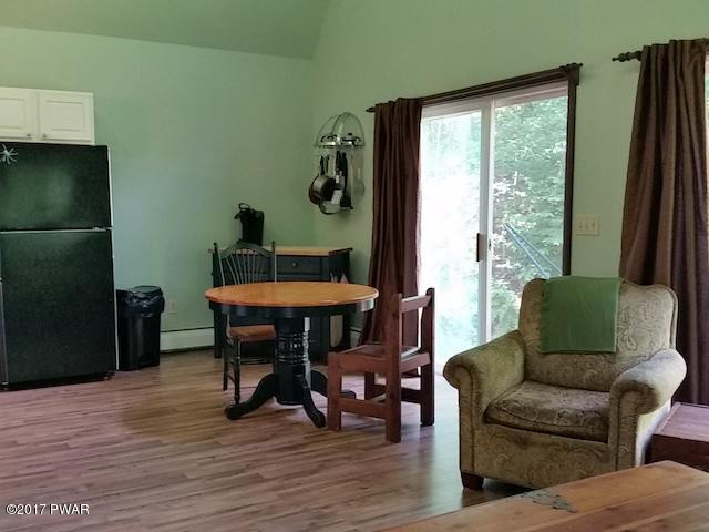 923 Milford Road Dingmans Ferry, PA 18328 - Photo 6 of 11 dining room