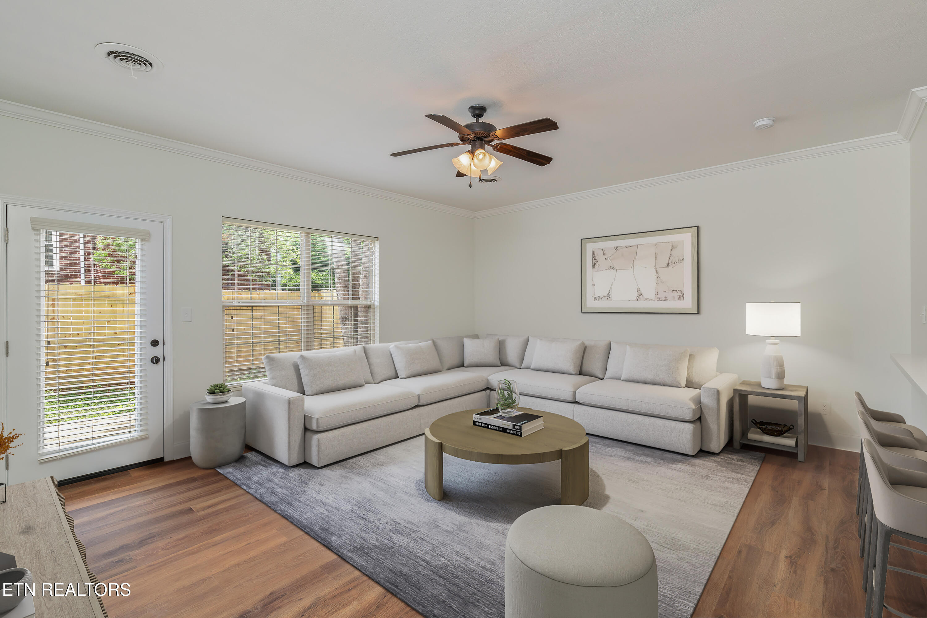 4810 Fountain View Way Knoxville, TN 37918 - Photo 3 of 23 Living Room