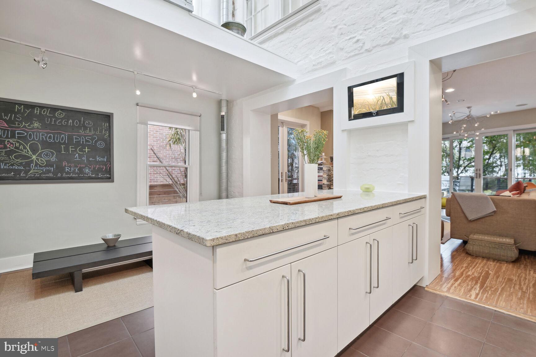 3712 R Street Northwest Washington, DC 20007 - Photo 11 of 50