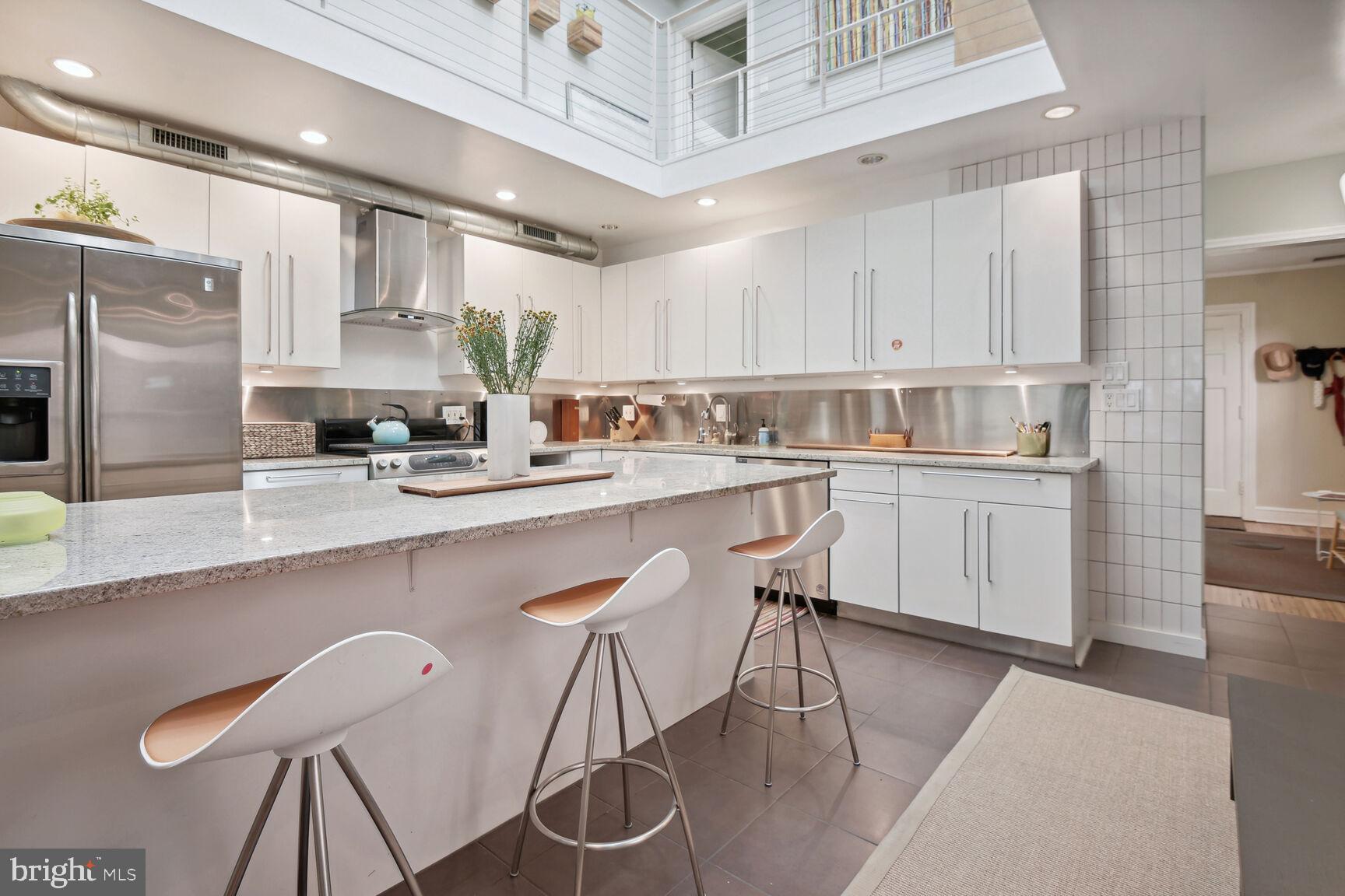 3712 R Street Northwest Washington, DC 20007 - Photo 13 of 50