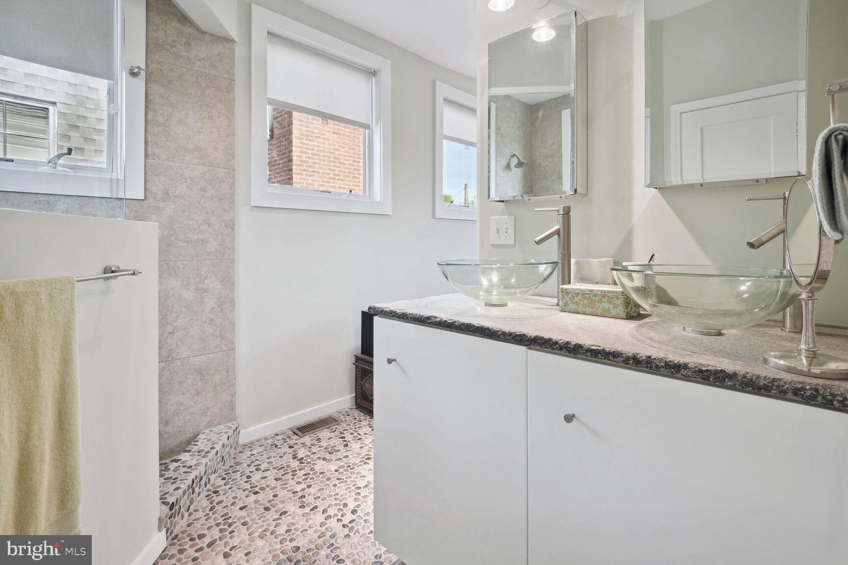 3712 R Street Northwest Washington, DC 20007 - Photo 35 of 50