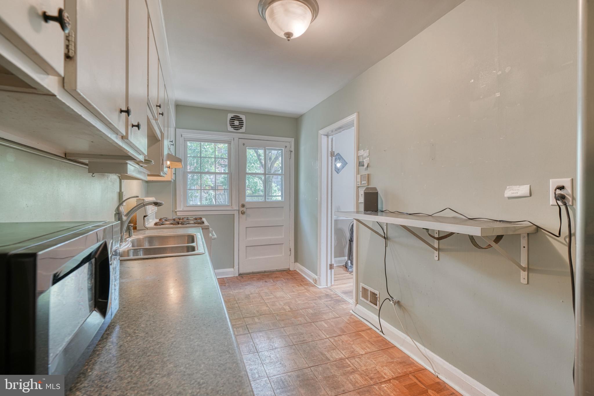 123 Stanmore Road Baltimore, MD 21212 - Photo 13 of 34 KITCHEN