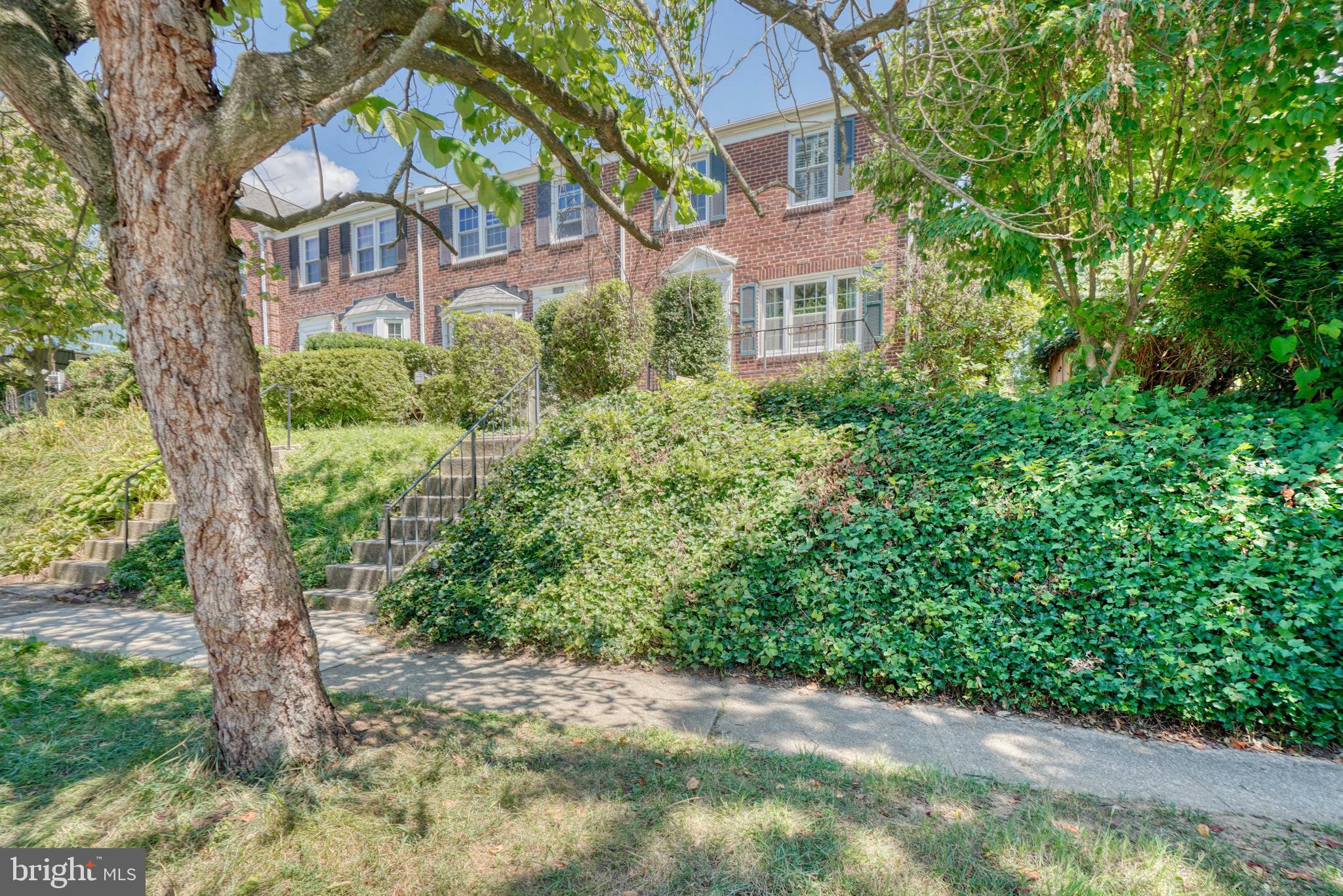 123 Stanmore Road Baltimore, MD 21212 - Photo 4 of 34 EXTERIOR FRONT