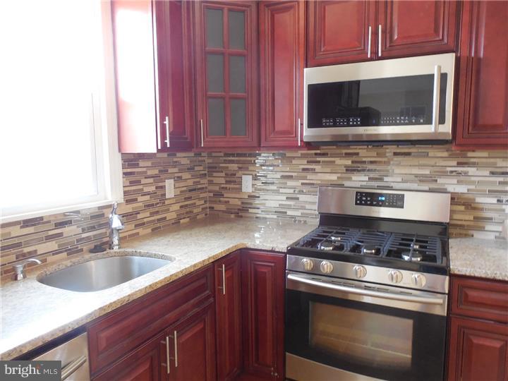 1922 Rhawn Street Philadelphia, PA 19111 - Photo 7 of 23 Gallery Image 7