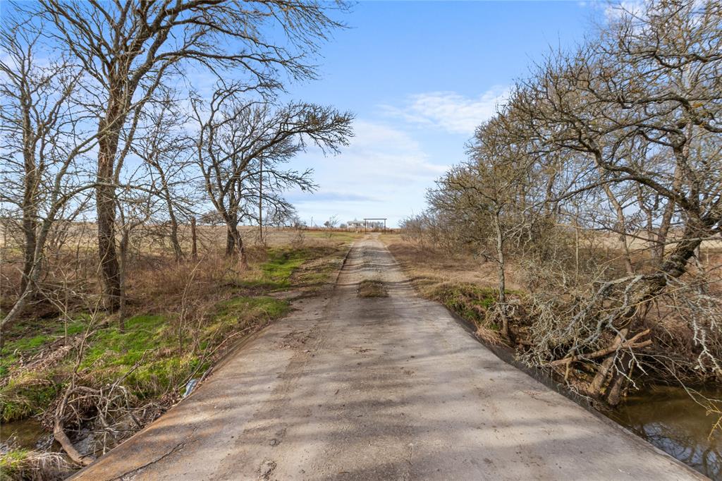 1447 Red Gate Road Mart, TX 76664 - Photo 11 of 38