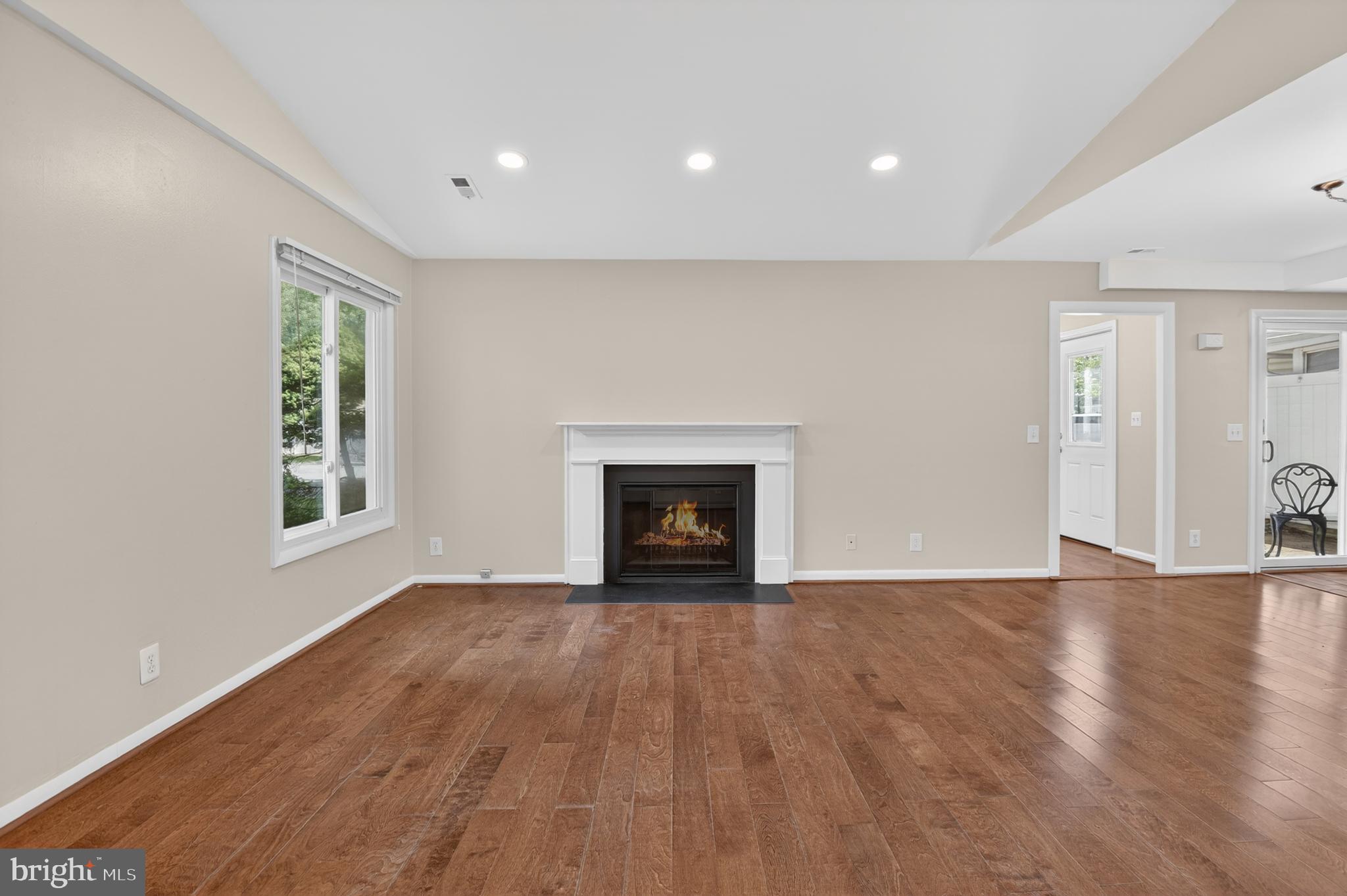 14602 Deerhurst Terrace, Unit 209B Silver Spring, MD 20906 - Photo 6 of 30