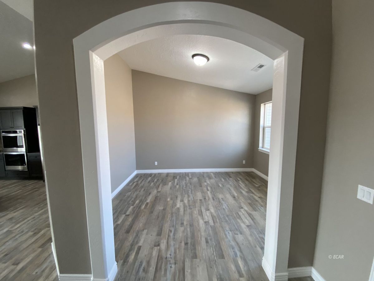 599 Stageline Loop Elko, NV 89801 - Photo 9 of 29 Gallery Image 9