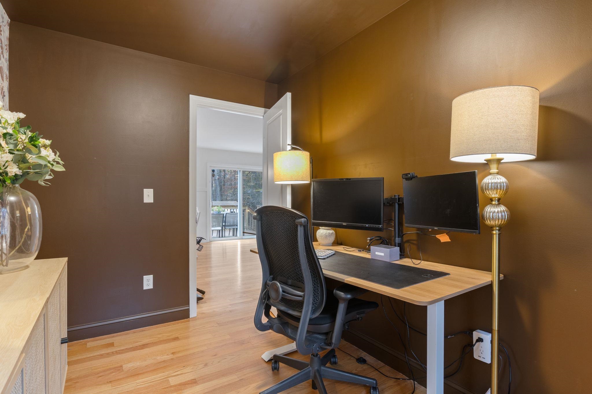 21 West Shore Park Road Kingston, NH 03848 - Photo 14 of 51