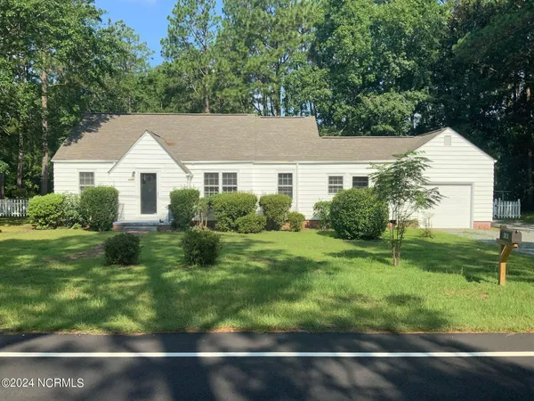 $1,650 | 1101 North Poplar Street, Aberdeen, NC 28315