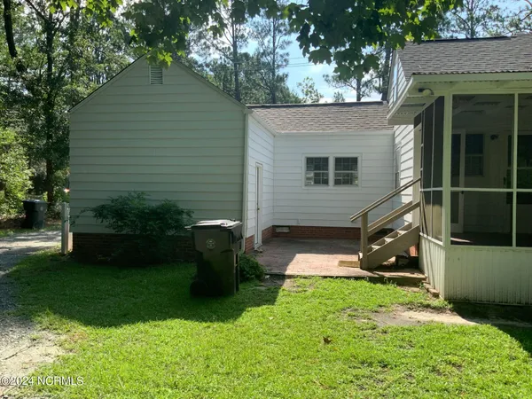 $1,650 | 1101 North Poplar Street, Aberdeen, NC 28315