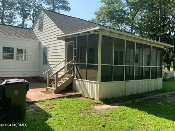 $1,650 | 1101 North Poplar Street, Aberdeen, NC 28315