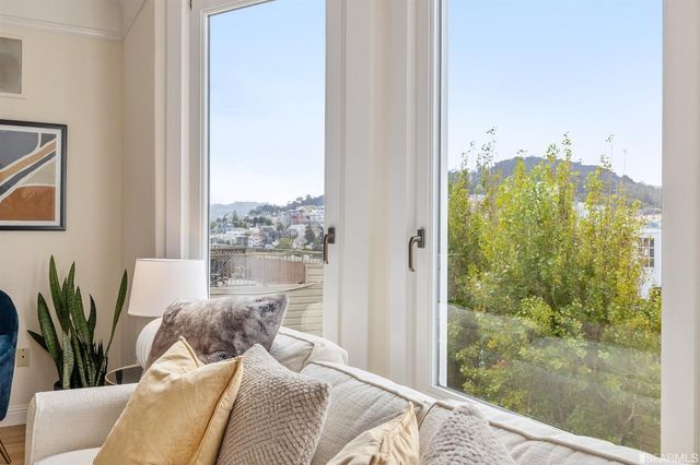 $1,225,000 | 515 Pierce Street, Unit 3, San Francisco, CA 94117