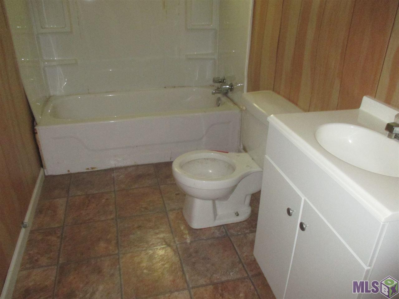 3835 Sherwood Street Baton Rouge, LA 70805 - Photo 8 of 10