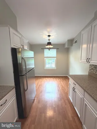 $2,500 | 15 Pickering Court, Unit 201, Germantown, MD 20874