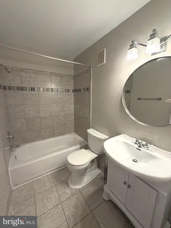 $2,500 | 15 Pickering Court, Unit 201, Germantown, MD 20874