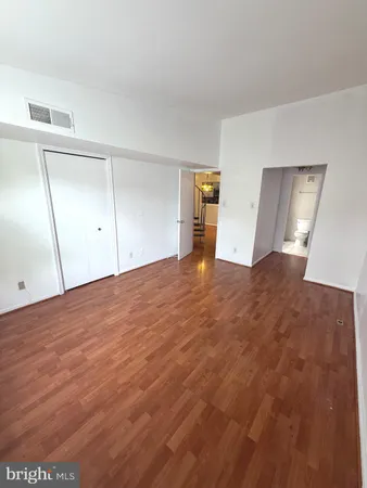 $2,500 | 15 Pickering Court, Unit 201, Germantown, MD 20874
